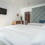 Spot Guest house 4*