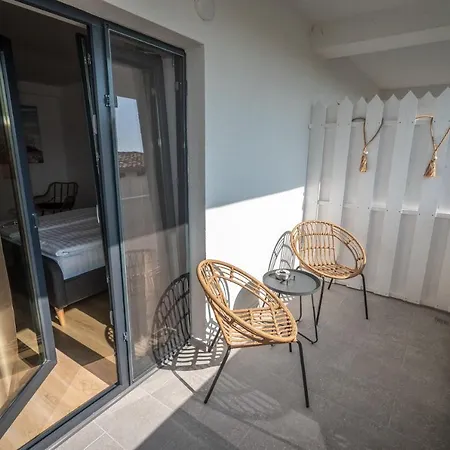 Spot Guest house *
