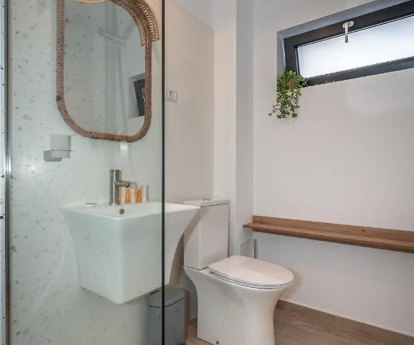 ゲストハウス Spot