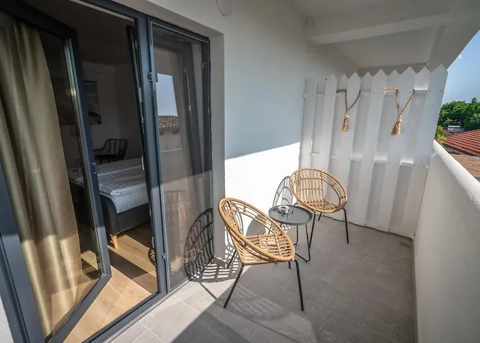 Spot ゲストハウス 4*