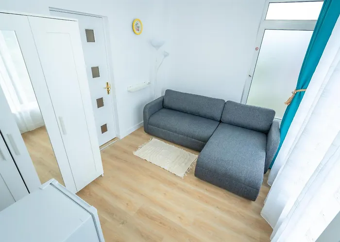 ゲストハウス Spot 4*