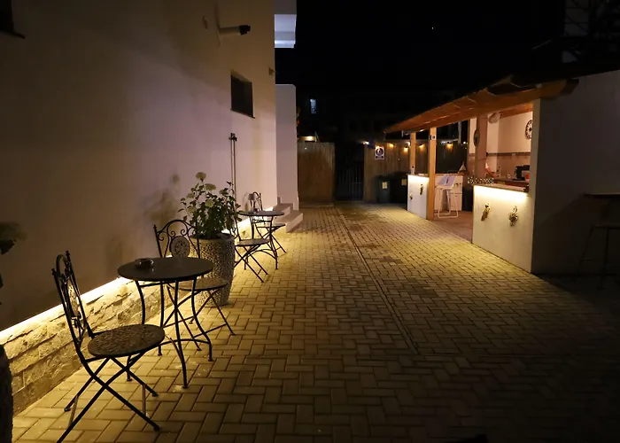 Spot ゲストハウス 4*